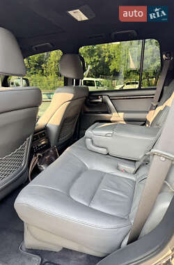 Внедорожник / Кроссовер Toyota Land Cruiser 2008 в 