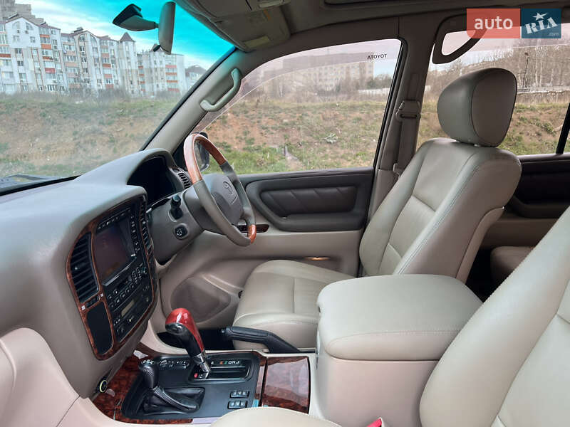 Внедорожник / Кроссовер Toyota Land Cruiser 1999 в Черноморске