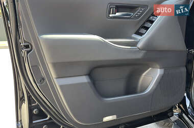 Внедорожник / Кроссовер Toyota Land Cruiser 2023 в 