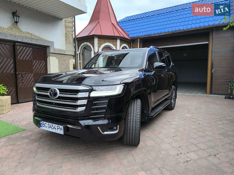 Внедорожник / Кроссовер Toyota Land Cruiser 2022 в 