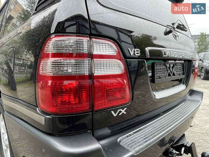 Внедорожник / Кроссовер Toyota Land Cruiser 2002 в Киеве