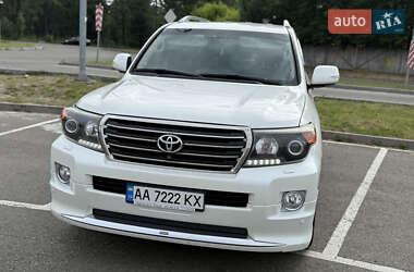 Внедорожник / Кроссовер Toyota Land Cruiser 2014 в Киеве