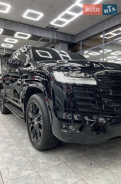 Позашляховик / Кросовер Toyota Land Cruiser 2022 в Дніпрі