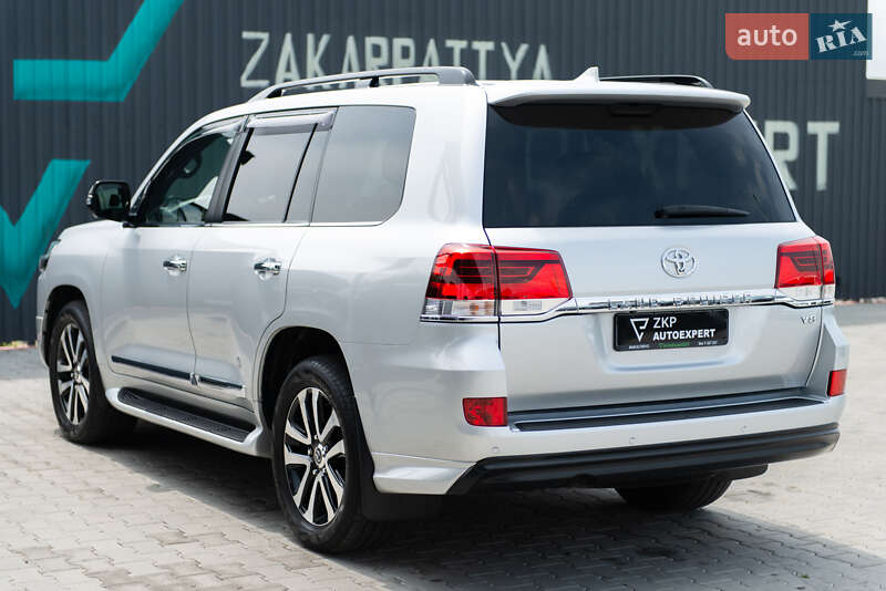 Внедорожник / Кроссовер Toyota Land Cruiser 2018 в Мукачево