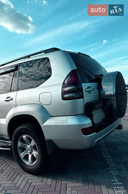 Позашляховик / Кросовер Toyota Land Cruiser 2004 в Харкові