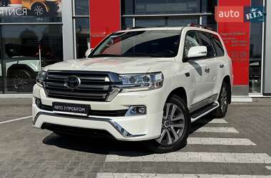 Внедорожник / Кроссовер Toyota Land Cruiser 2018 в Тернополе
