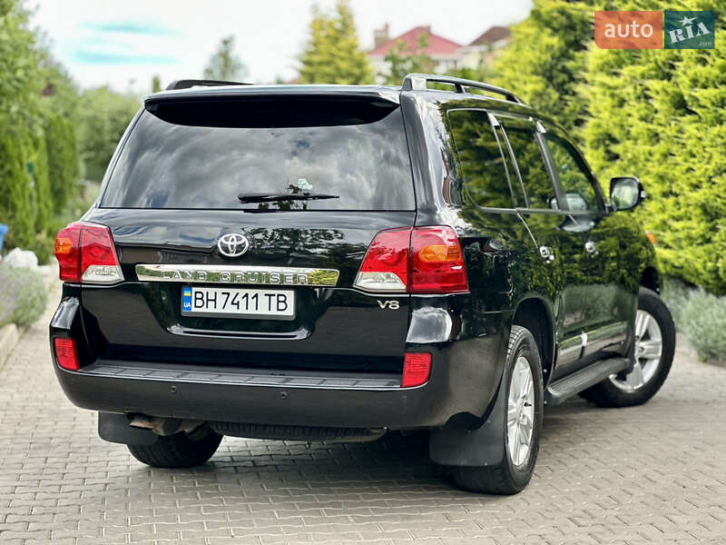 Внедорожник / Кроссовер Toyota Land Cruiser 2013 в Одессе