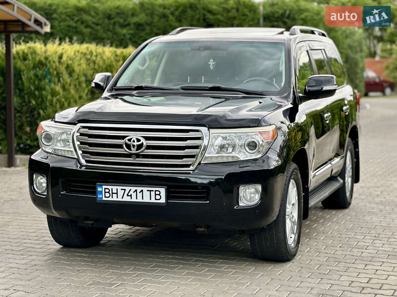 Внедорожник / Кроссовер Toyota Land Cruiser 2013 в Одессе