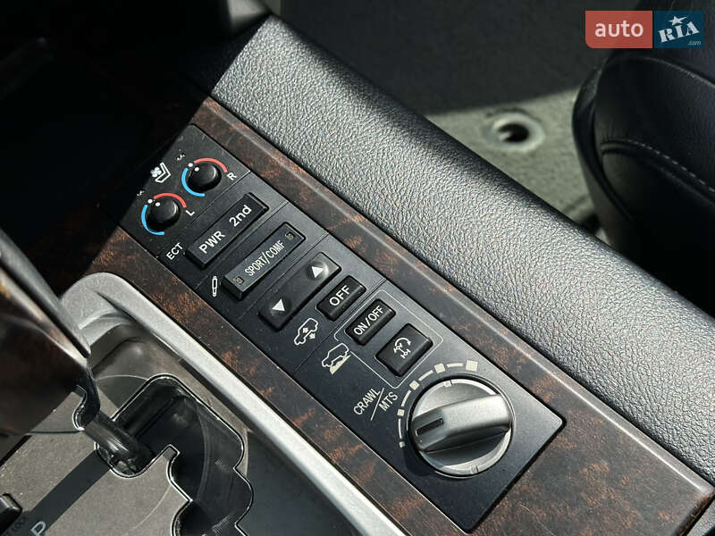 Внедорожник / Кроссовер Toyota Land Cruiser 2013 в Одессе