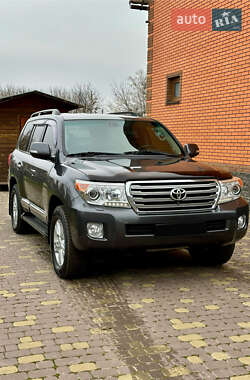 Внедорожник / Кроссовер Toyota Land Cruiser 2013 в Радомышле