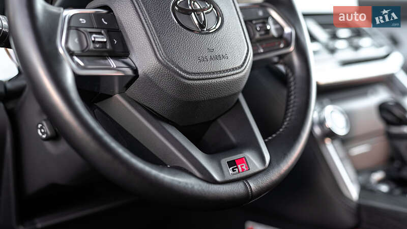 Позашляховик / Кросовер Toyota Land Cruiser 2023 в Львові
