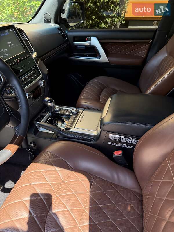 Внедорожник / Кроссовер Toyota Land Cruiser 2017 в Киеве