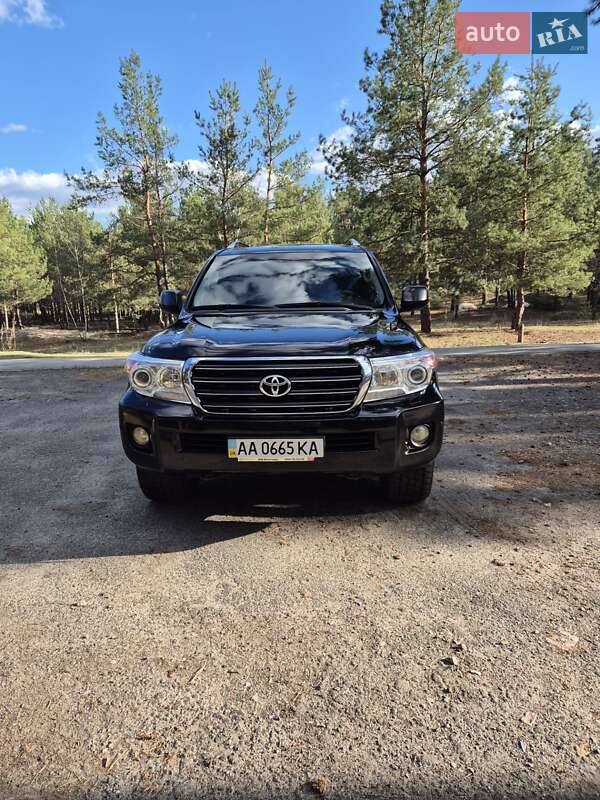 Внедорожник / Кроссовер Toyota Land Cruiser 2011 в Киеве