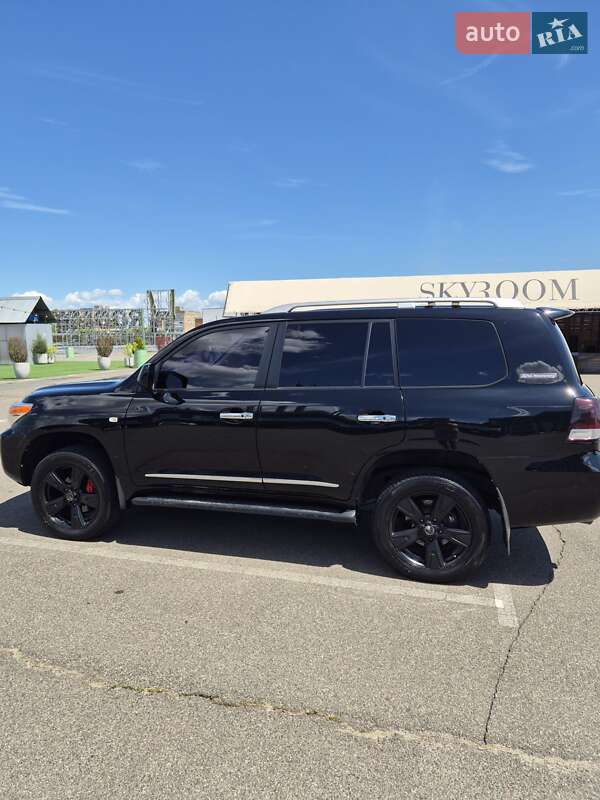 Внедорожник / Кроссовер Toyota Land Cruiser 2011 в Киеве