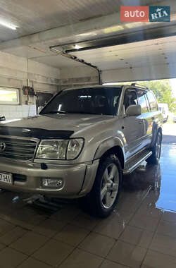 Позашляховик / Кросовер Toyota Land Cruiser 2003 в  фото 4 Позашляховик / Кросовер Toyota Land Cruiser 2003 в