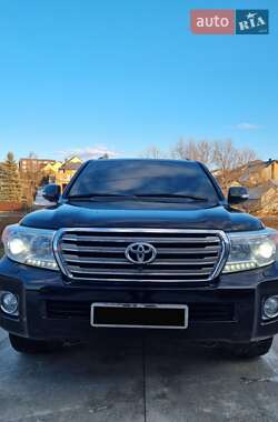 Позашляховик / Кросовер Toyota Land Cruiser 2015 в 