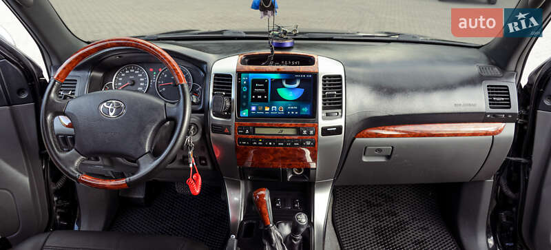 Внедорожник / Кроссовер Toyota Land Cruiser 2007 в Каменском