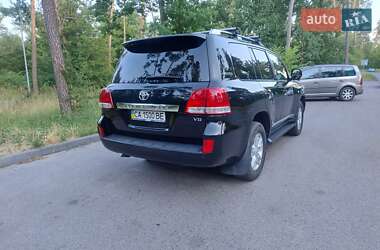 Внедорожник / Кроссовер Toyota Land Cruiser 2011 в 