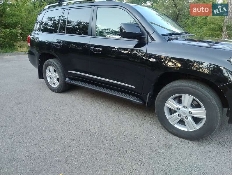 Внедорожник / Кроссовер Toyota Land Cruiser 2011 в Черкассах