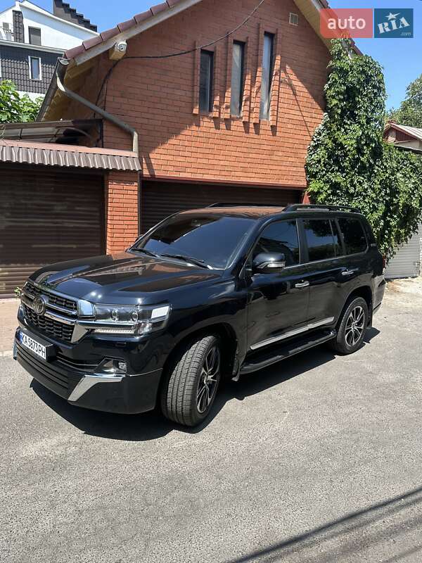 Внедорожник / Кроссовер Toyota Land Cruiser 2020 в Одессе фото 5 Внедорожник / Кроссовер Toyota Land Cruiser 2020 в Одессе