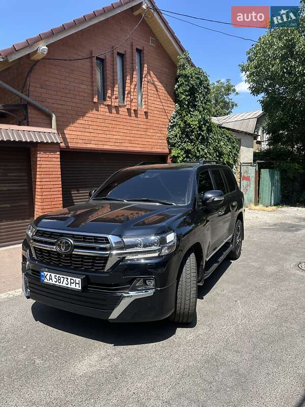 Внедорожник / Кроссовер Toyota Land Cruiser 2020 в Одессе фото 3 Внедорожник / Кроссовер Toyota Land Cruiser 2020 в Одессе