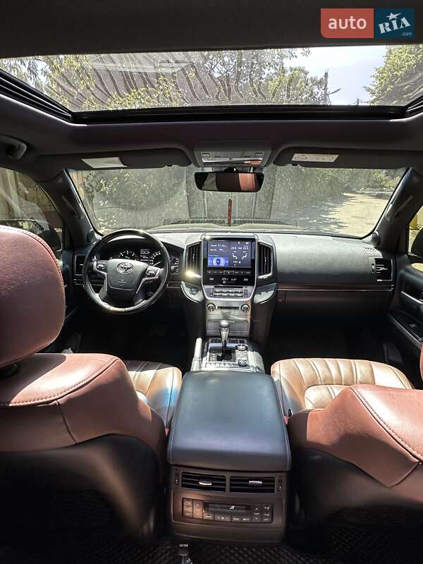 Внедорожник / Кроссовер Toyota Land Cruiser 2020 в Одессе фото 20 Внедорожник / Кроссовер Toyota Land Cruiser 2020 в Одессе