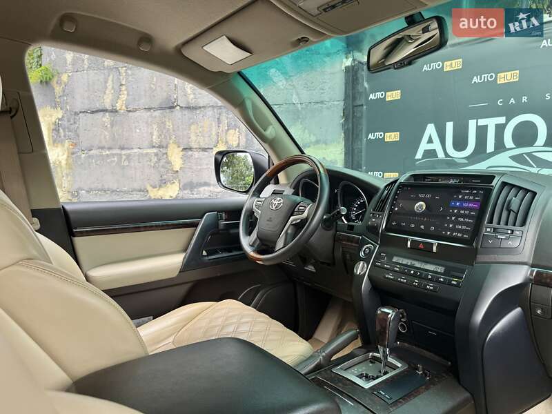 Позашляховик / Кросовер Toyota Land Cruiser 2011 в Харкові