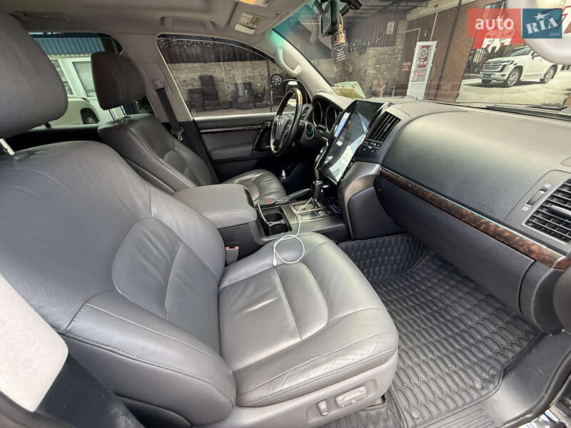 Внедорожник / Кроссовер Toyota Land Cruiser 2008 в Каменец-Подольском