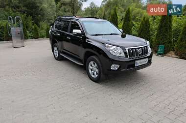 Внедорожник / Кроссовер Toyota Land Cruiser 2011 в Тячеве