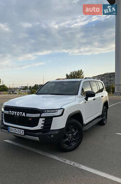 Внедорожник / Кроссовер Toyota Land Cruiser 2022 в 