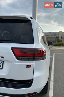 Внедорожник / Кроссовер Toyota Land Cruiser 2022 в 