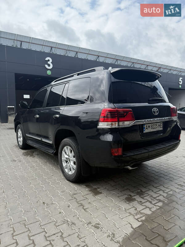 Позашляховик / Кросовер Toyota Land Cruiser 2020 в Тернополі