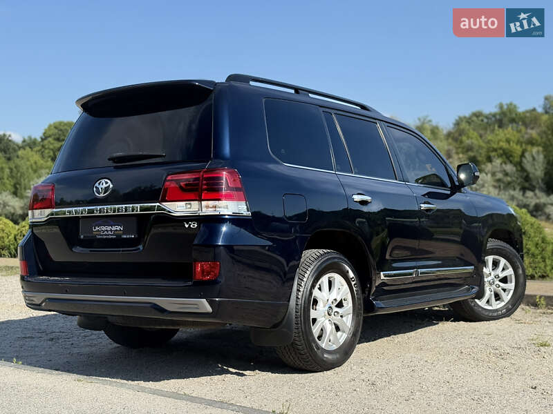 Внедорожник / Кроссовер Toyota Land Cruiser 2016 в Днепре