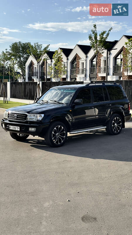 Внедорожник / Кроссовер Toyota Land Cruiser 2000 в 