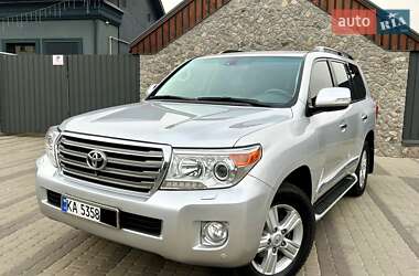 Позашляховик / Кросовер Toyota Land Cruiser 2012 в Києві