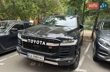 Внедорожник / Кроссовер Toyota Land Cruiser 2022 в Киеве