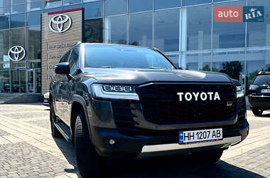 Внедорожник / Кроссовер Toyota Land Cruiser 2023 в Черноморске