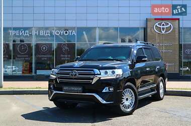 Внедорожник / Кроссовер Toyota Land Cruiser 2018 в Киеве
