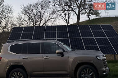 Внедорожник / Кроссовер Toyota Land Cruiser 2023 в Черновцах