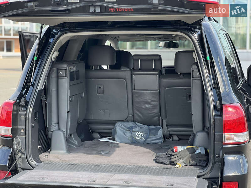 Внедорожник / Кроссовер Toyota Land Cruiser 2008 в Киеве фото 16 Внедорожник / Кроссовер Toyota Land Cruiser 2008 в Киеве