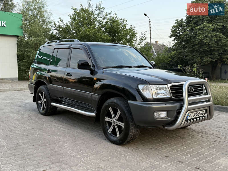 Позашляховик / Кросовер Toyota Land Cruiser 2001 в Броварах