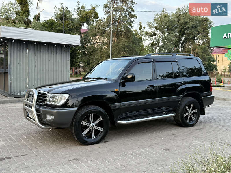 Позашляховик / Кросовер Toyota Land Cruiser 2001 в Броварах