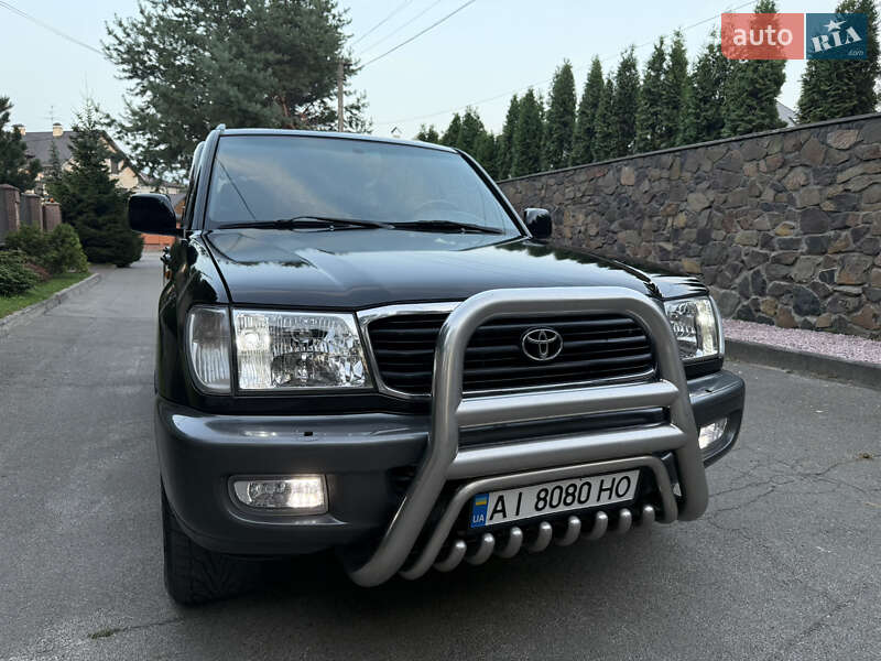 Позашляховик / Кросовер Toyota Land Cruiser 2001 в Броварах