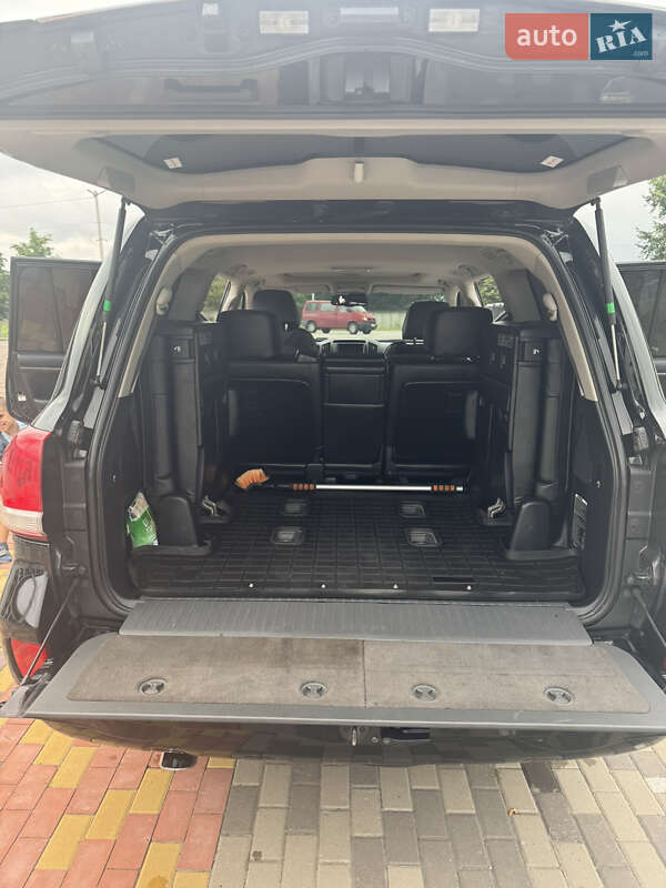 Внедорожник / Кроссовер Toyota Land Cruiser 2011 в Броварах