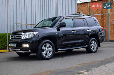 Позашляховик / Кросовер Toyota Land Cruiser 2007 в Чернівцях
