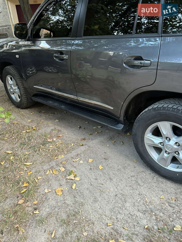 Позашляховик / Кросовер Toyota Land Cruiser 2011 в Львові фото 61 Позашляховик / Кросовер Toyota Land Cruiser 2011 в Львові