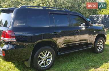 Позашляховик / Кросовер Toyota Land Cruiser 2010 в Калуші