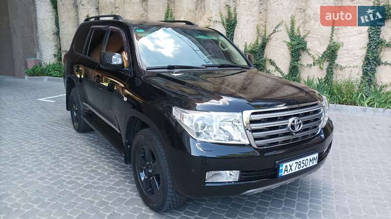 Toyota Land Cruiser 2008