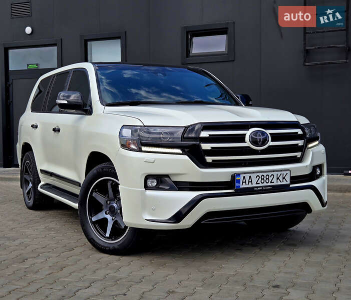 Позашляховик / Кросовер Toyota Land Cruiser 2016 в Києві