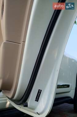 Внедорожник / Кроссовер Toyota Land Cruiser 2014 в 